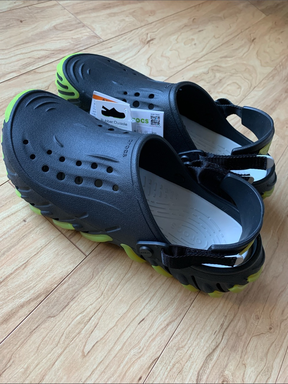 CROCS  Eco Icy RO Classic Clog in black and neon